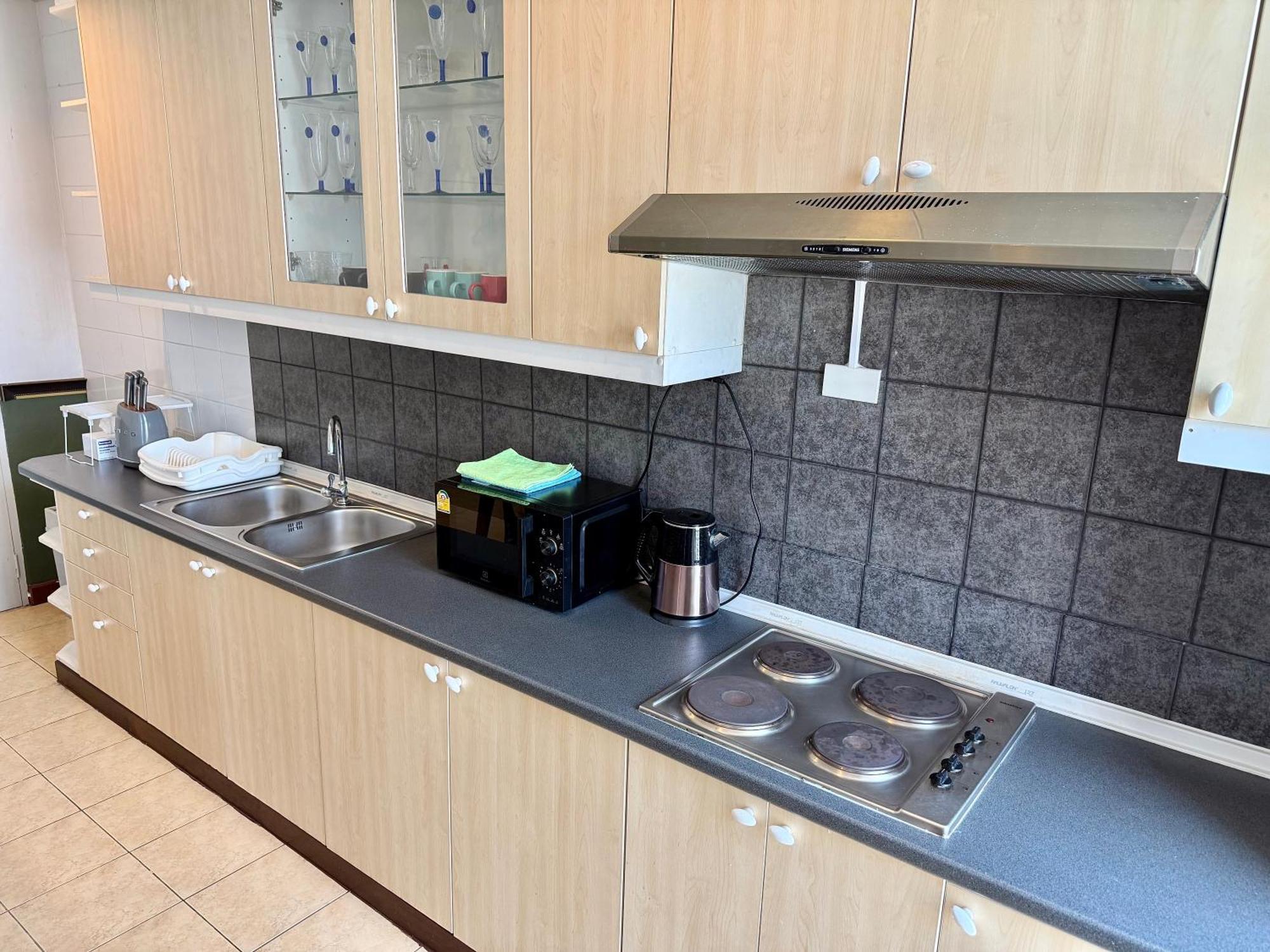 Samsen Suites/ 2 Br Suites for less Bangkok Extérieur photo